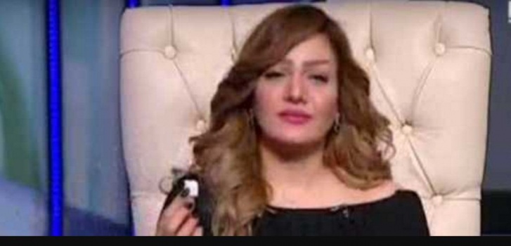 نقابة الإعلاميين المصريين توقف مذيعة "الهيروين" 3 أشهر.. والإعلامية: هاطلع يعني هاطلع -فيديو