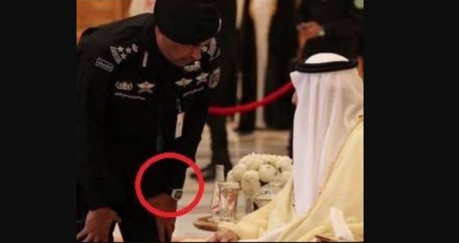 صورة| ثمن ساعة حارس الملك السعودي يثير ضجّة.. لن تتخيّلوا قيمتها!