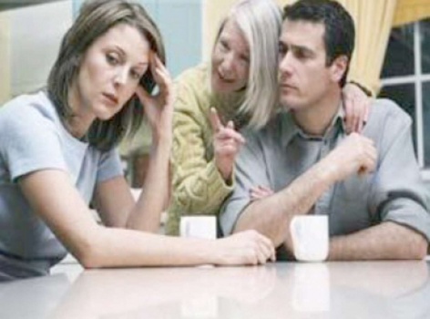 الحكم على سيدة في عمّان بالحبس بسبب ما طلبته من ابنها تجاه زوجته