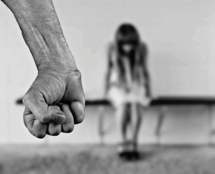 رسالة إلى الطالبة التي ضربها والدها بجامعة النجاح