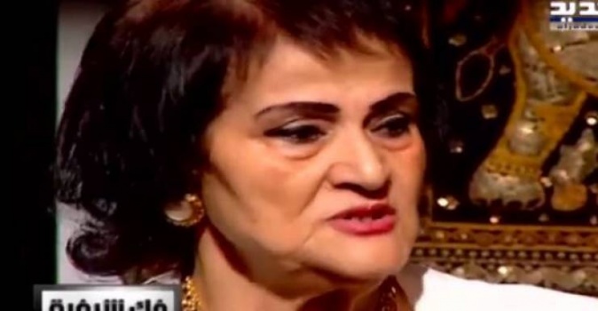 فيديو صادم | بصارة عربية تفجر مفاجأة حول تعاملها مع الجن !!