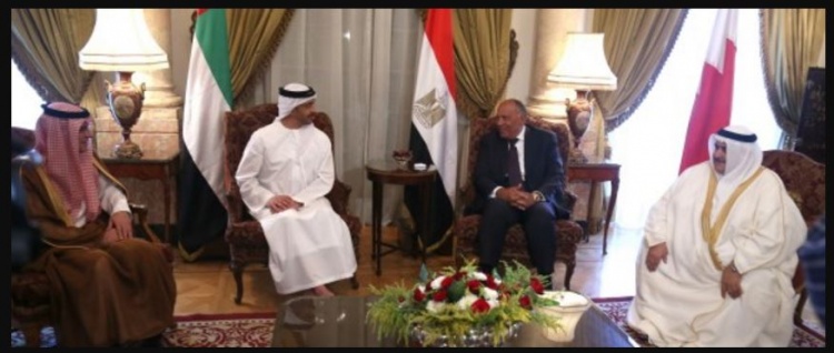 صحيفة سعودية تكشف عن سعي دول الحصار إلى فرض عقوبات جديدة على قطر
