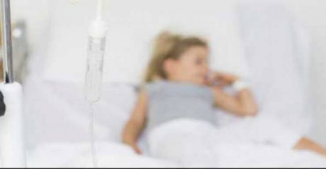 بعد موت طفلتها احتفطت بها في المنزل 3 اسابيع بعد استئصال عيناها