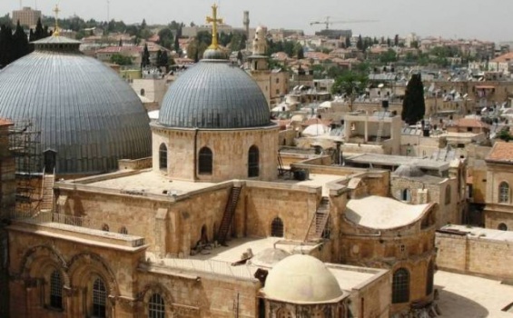 أزمة بيع أراضي الوقف المسيحي بالقدس تتصاعد