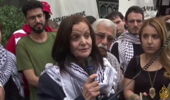 مظاهرة بأميركا للتنديد بقرار ترحيل أسيرة فلسطينية محررة