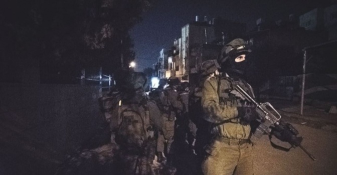 اعتقال شاب في طولكرم ومصادرة اسلحة في يطا