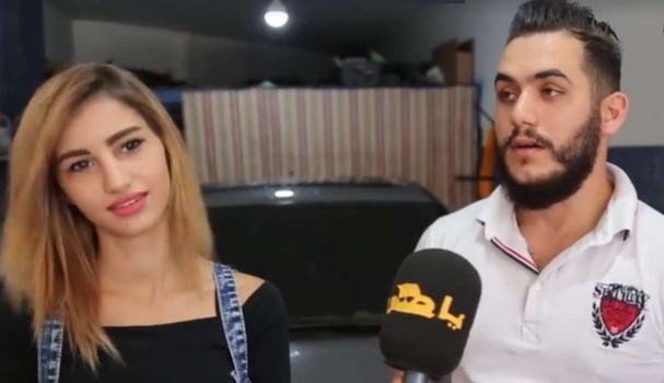 فيديو : الحسناء فاطمة  تغسل السيارات مع زوجها لكسب الرزق  !