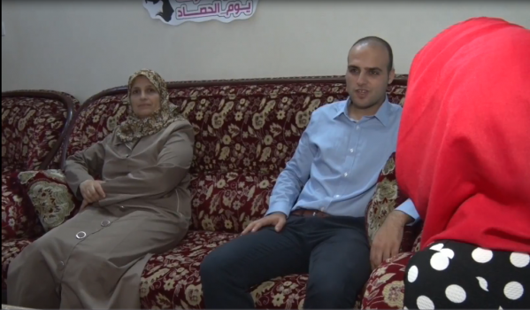 شاهد :خلال 6 سنوات.. شاب فلسطيني يحصل على بكالوريوس وماجستير ودكتوراة!