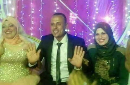 بعد حضور زوجته حفل زفافه على امرأة أخرى.. العريس يخرج عن صمته أخيراً!