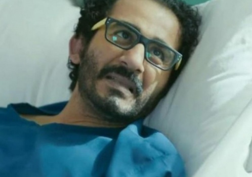 هل هاجم السرطان أحمد حلمي مرة أخرى؟