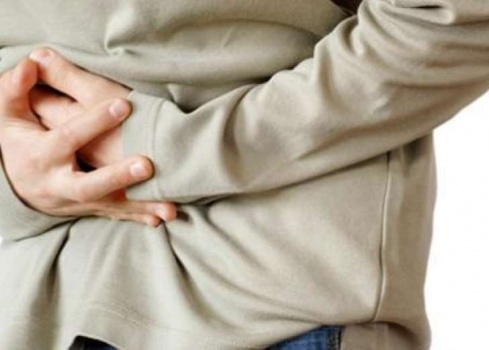 بينها النعناع واللافندر.. 7 أعشاب طبيعية تعالج آلام المعدة