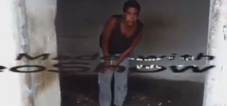 فيديو مؤلم.. هذا الشاب مقيّد منذ 10 سنوات !