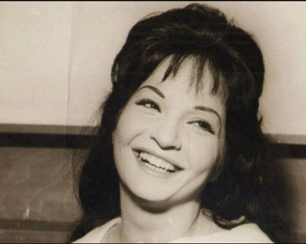 الموت يغيب الفنانة شادية
