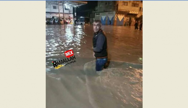نتيجة غزارة الأمطار..مصرع شاب وغرق منازل ومحلات تجارية في غزة