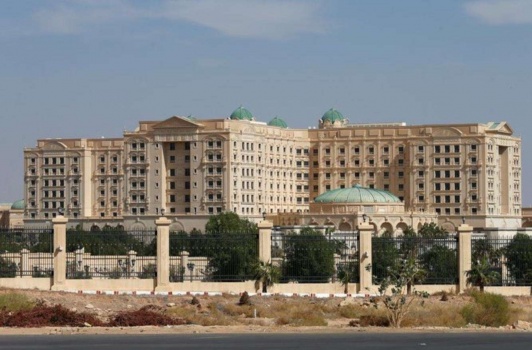 لقطات جديدة من داخل "السجن الأكثر فخامة".. للأمراء المعتقلين بالسعودية