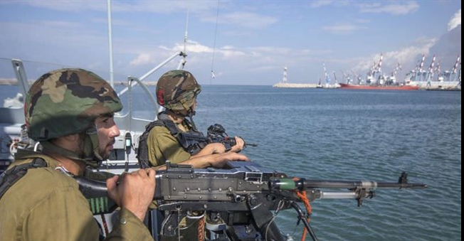 الاحتلال يفرج عن 5 صيادين اعتقلهم ليلا