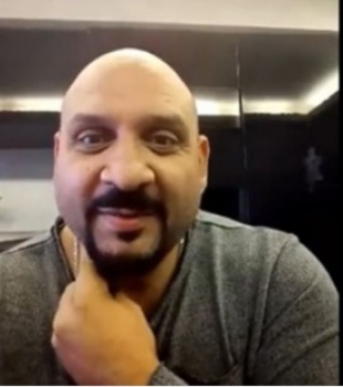 مصري يُشعل المواقع بسخريته من أكل زوجته الروسية..لن تتخيل ماذا طبخت؟