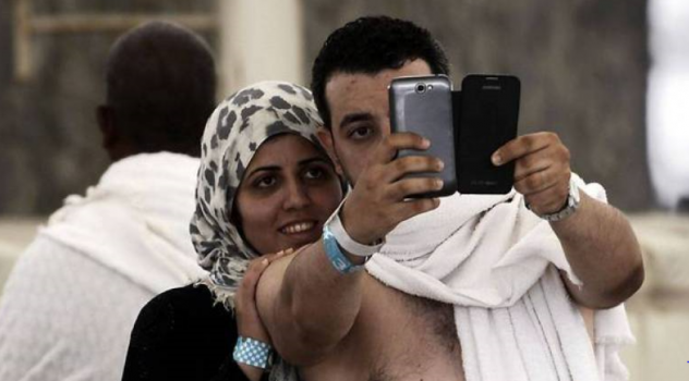 السعودية تمنع التصوير في الحرمين