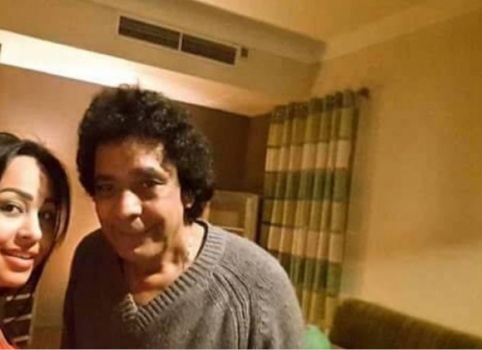 شائعة زواج محمد منير العرفي تعود والسبب