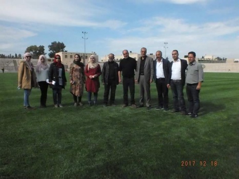 جنين: استلام مشروع تعشيب ملعب الشهيد أبو عمار