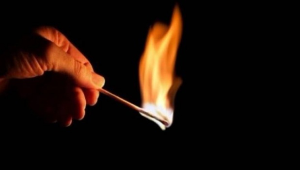 تايلاندي يكتشف 'وفاته وحرق جثمانه' دون علمه!