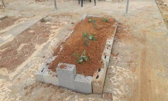 قبر غريب يثير الرعب في مدينة فلسطينية!