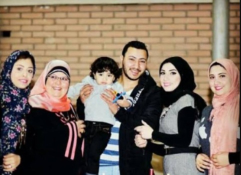 صور| بعد 40 يوماً من الزواج .. هكذا احتفلت بطلاقها!