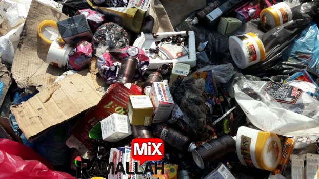 بالصور..ضبط وإتلاف مواد غذائية وتجميل منتهية الصلاحية في جنين