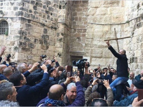 بالفيديو :القيامة تنتصر على المحتل