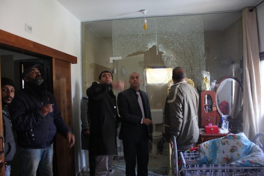 بالصور..نائب محافظ جنين يتفقد الأضرار التي لحقت بممتلكات المواطنين في برقين جراء اعتداء قوات الاحتلال