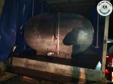 بالصور..ضبط 10000 لتر سولار مهرب وغير قانوني جنوب جنين