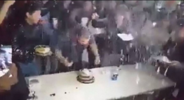 فيديو| حفل عيد ميلاد يتحول لفوضى عارمة