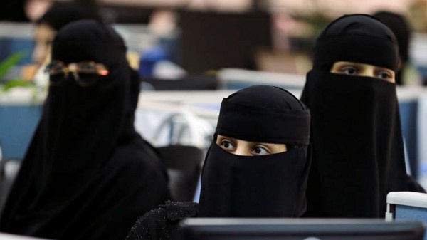 الرياض تسمح للسعوديات بمزاولة الأعمال التجارية دون موافقة ولي الأمر