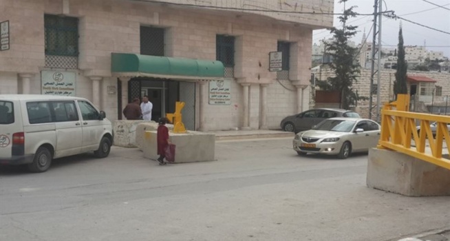 الاحتلال يعتقل طفلا من مركز طوارئ الخليل