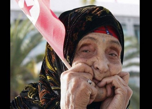 عجوز تونسية في الثمانين من عمرها حامل في شهرها الرابع!!