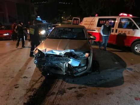 بالصور..7 إصابات بحادث سير مروع غرب نابلس