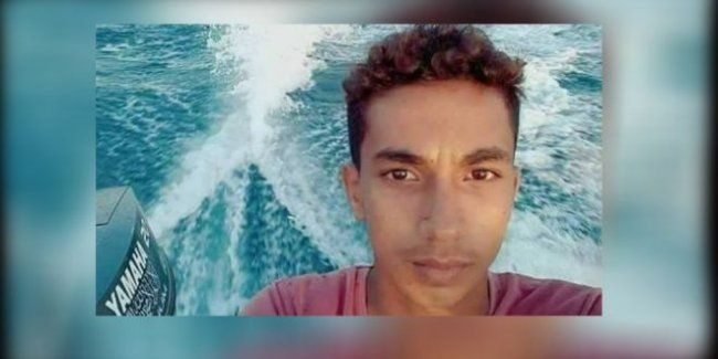 بالفيديو : بعد ساعات من الانتظار، عائلة الشهيد الصياد اسماعيل ابو ريالة تتسلم جثمانه