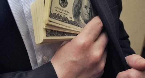 في الواقع المال يشتري السعادة... إذا أنفقته بـ 4 طرق