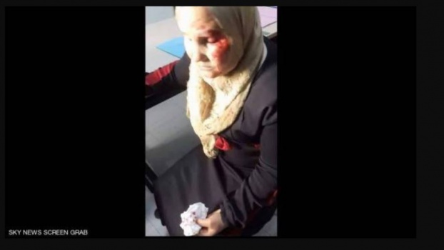 بالفيديو.. أستاذ يلكم سيدة بعد اعتدائه على ابنتها