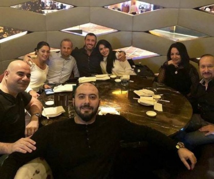ابن كاظم الساهر يحسم بشكل نهائي حقيقة خطوبة والده