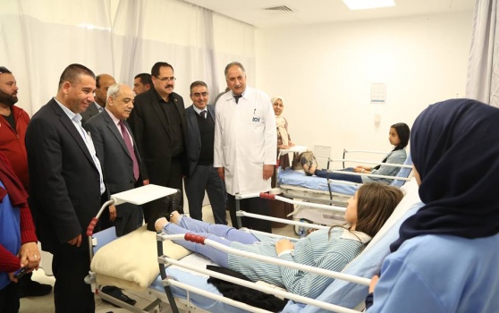 وزارة التربية والتعليم تعلق الرحلات المدرسية لإحدى المدن الترفيهية وتشكل لجنة تحقيق
