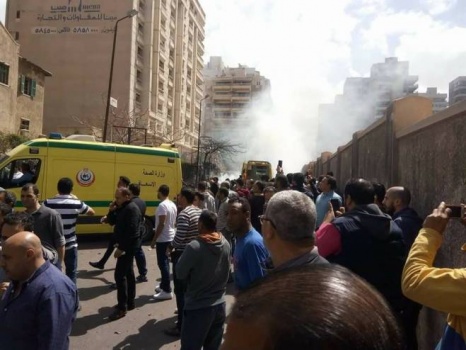 قتيل ومصابان بانفجار سيارة مفخخة في الإسكندرية