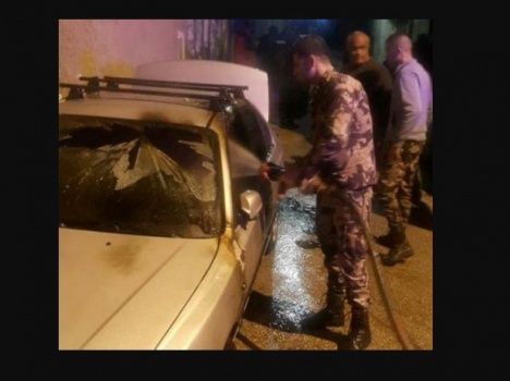 الدفاع المدني يخمد حريق مركبة في مخيم جنين