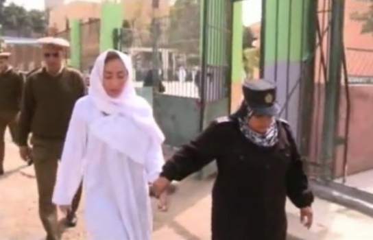 فيديو: ريهام سعيد تنهار بعد رفض المحكمة اخلاء سبيلها