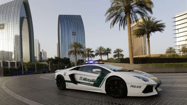 بالفيديو- شرطة دبي تضبط سرقة 1.5 مليون درهم في 12 دقيقة فقط