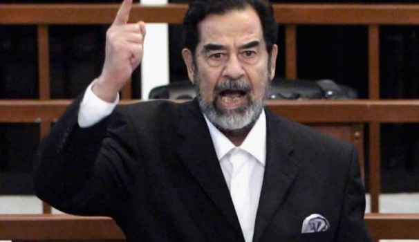 محامي صدام حسين وهو على فراش الموت يكشف سراً خطيراً..!