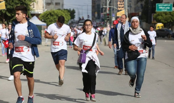انطلاق ماراثون نابلس "من حاجز لحاجز"