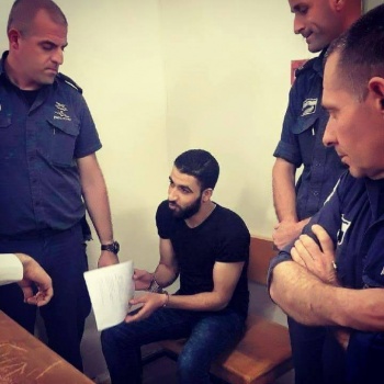 الاحتلال يخطر بهدم منزل ذوي الأسير أحمد قمبع في جنين