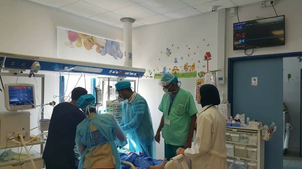 فريق طبي يواصل إجراء عمليات مجانية جراحة وتجميل التشوهات الخلقية في رام الله