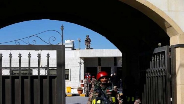 حبس اردني منع أولاده من الدراسة
